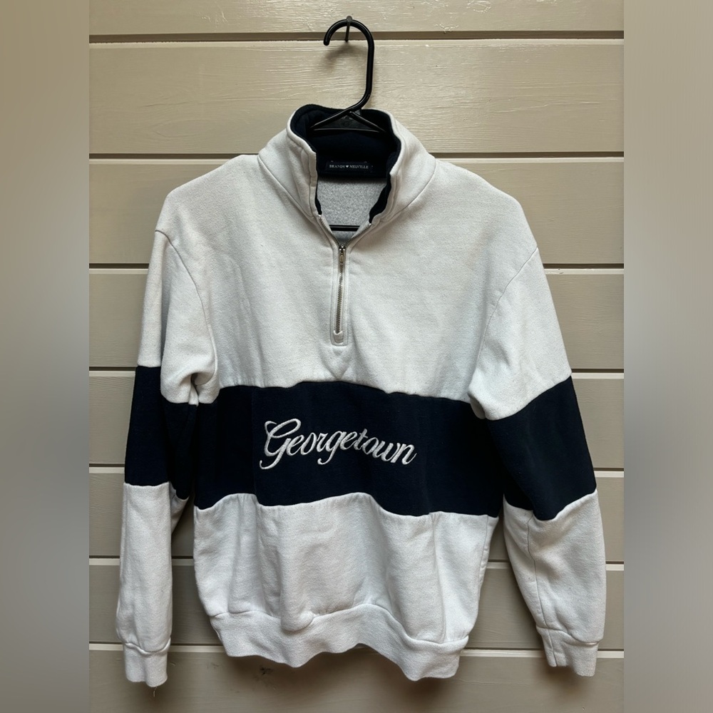 Brandy Melville Georgetown pullover